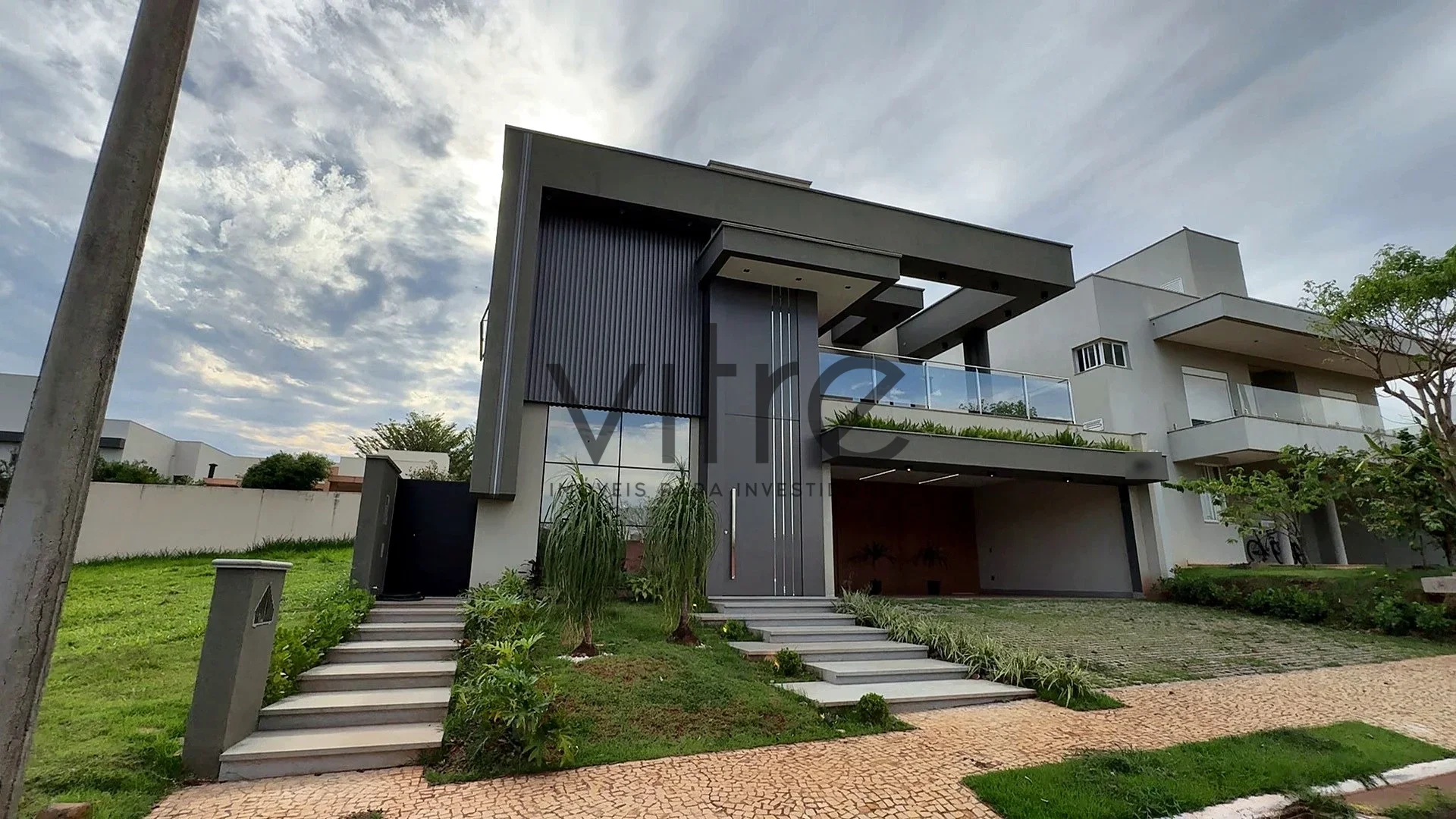 Casa com 4 quartos, rooftop e vista permanente no Jardins Gênova — foto 1 de 30