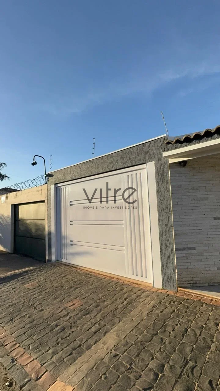 Casa com 3 quartos Jardim Patrícia — foto 1 de 21