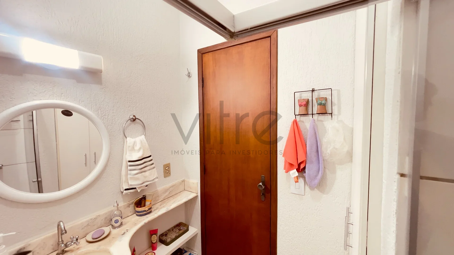Casa com piscina e 5.220 m² de terreno na Morada do Sol — foto 1 de 30